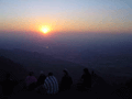 About the first thing we did on Mount Abu was to go on a sunset walk with our fellow travellers at Shree Ganesh. What could be better than to sit on a big rock and watch the sun disappear?